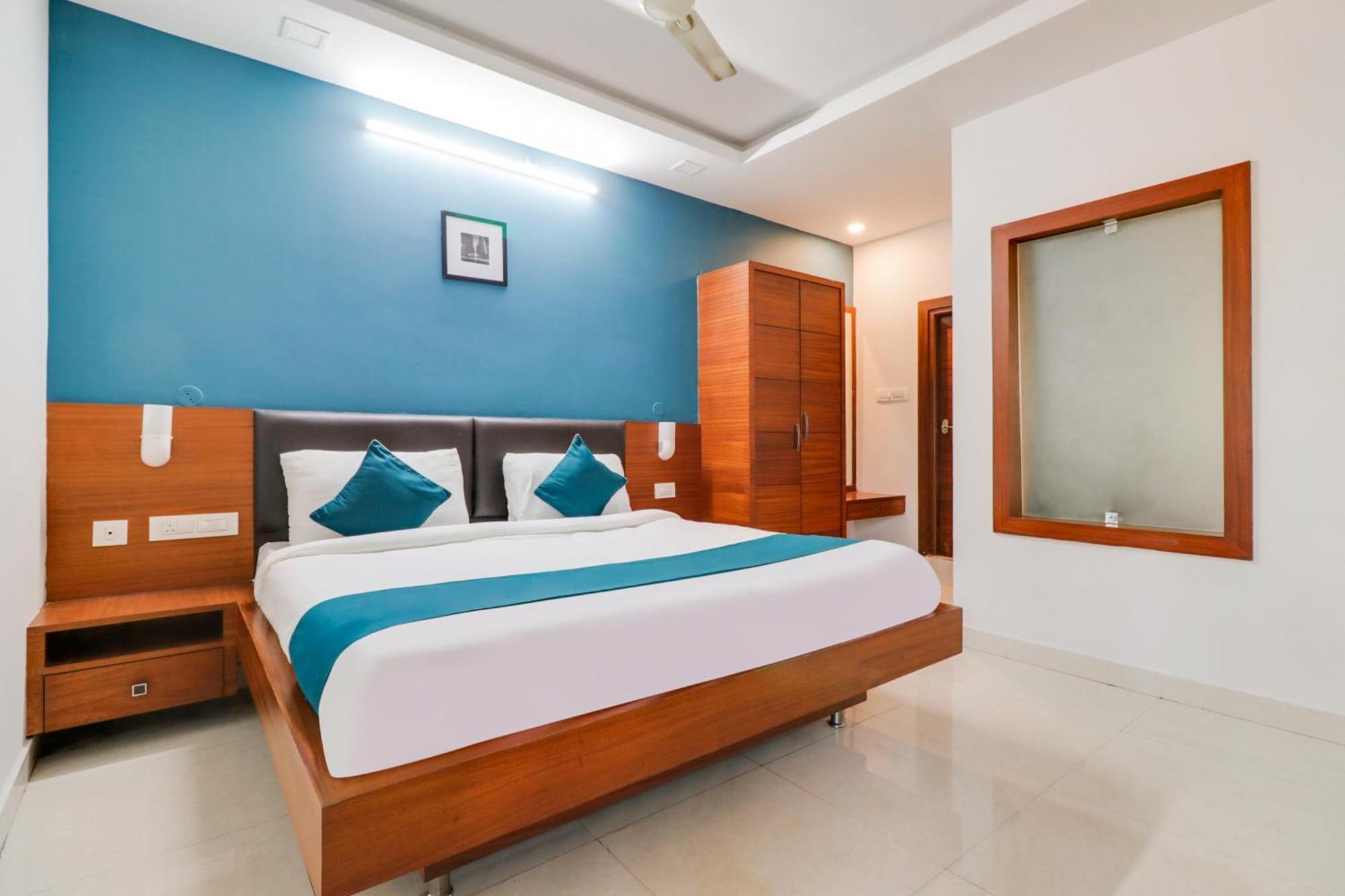 OYO SilverKey 76581 Hotel Stay Inn Maharani Peta Visakhapatnam Bagian luar foto